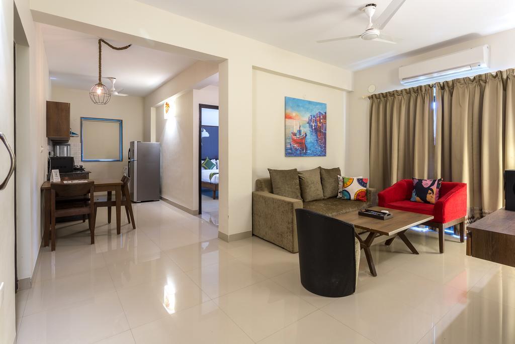 Treebo Trend Zeebo Suites Arpora Luaran gambar