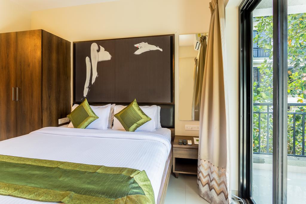 Treebo Trend Zeebo Suites Arpora Luaran gambar