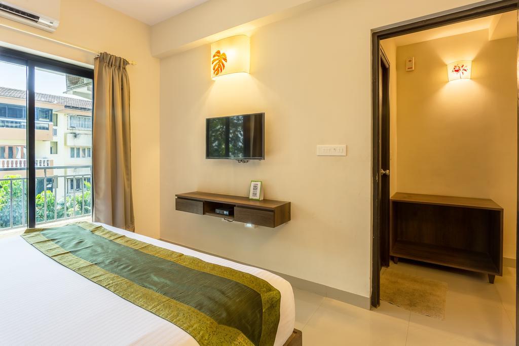 Treebo Trend Zeebo Suites Arpora Luaran gambar