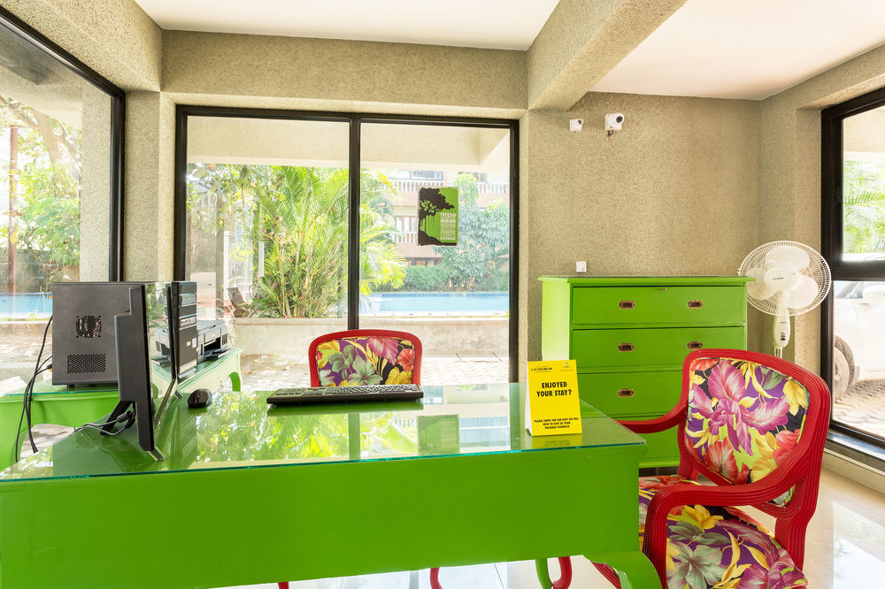 Treebo Trend Zeebo Suites Arpora Luaran gambar